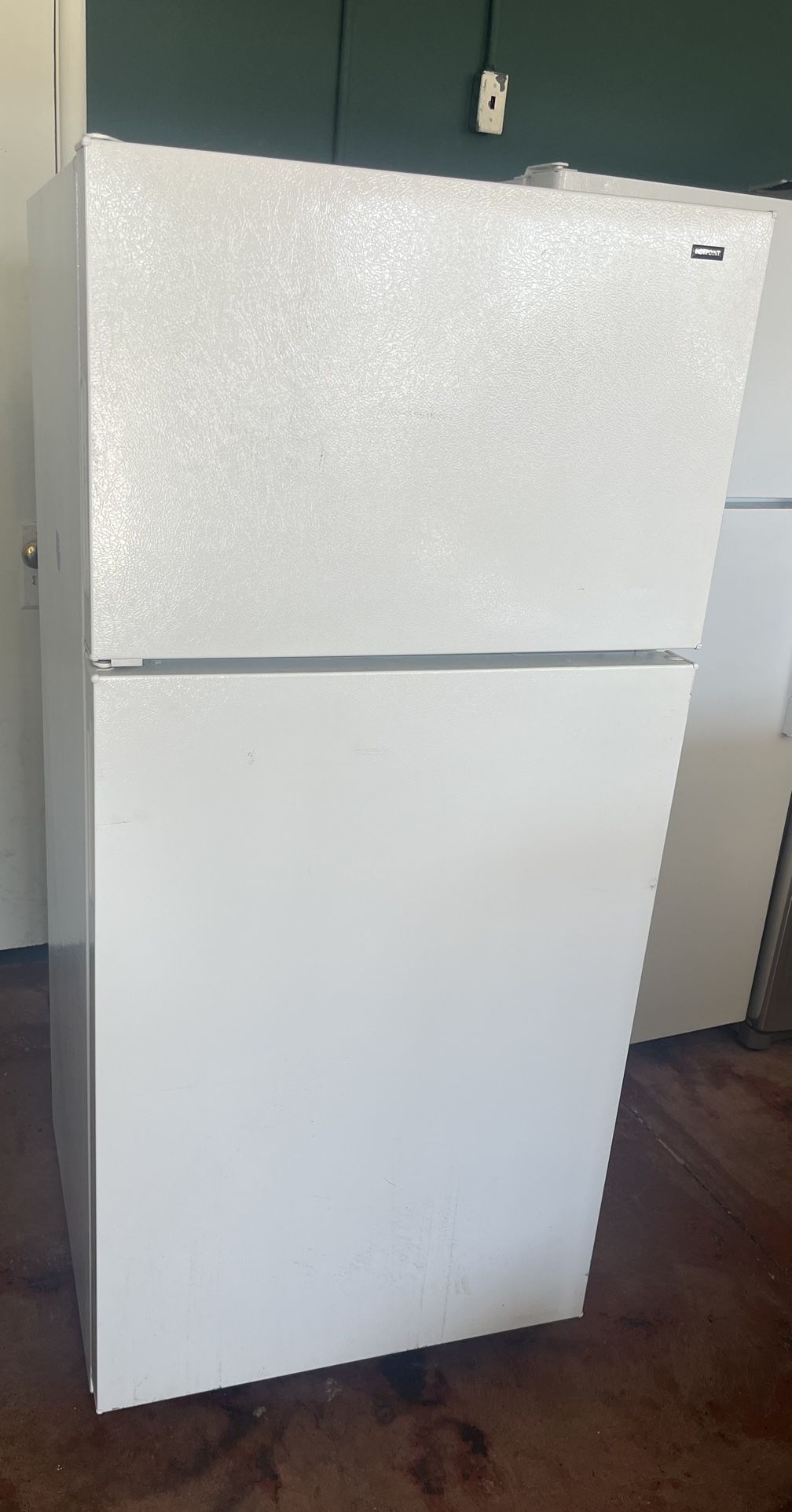 Hotpot  Apartment Sizes Refrigerator (used) 