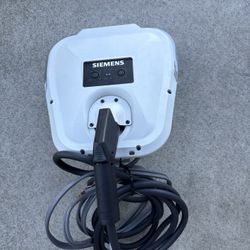 Siemens VersiCharge HW1 240V 30A EV Charger 14 ft cable Level 2