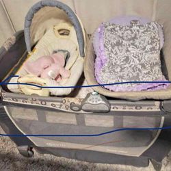 Graco Pack And Play Plus Bassinet And Changing Table