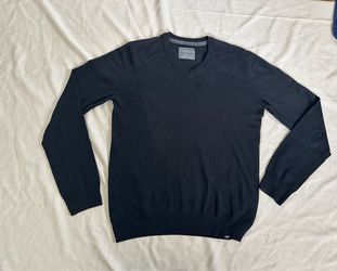 Aeropostale Black V-Neck Sweater Medium