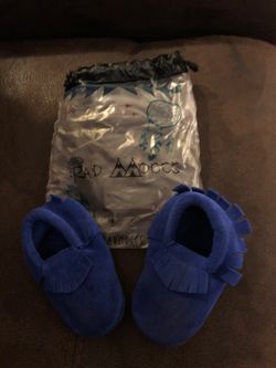 Toddler moccasins size 5-6