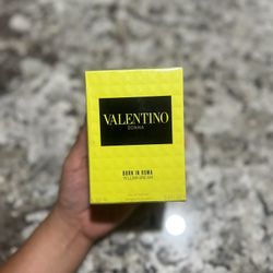 Valentino Donna Yellow Dream. 100ml/3.4oz. Women’s Perfume 