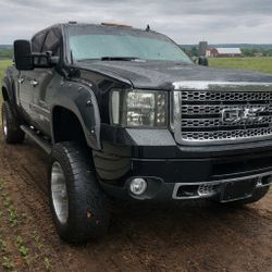 2011 GMC Sierra 6.6L Duramax