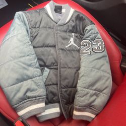Boys Jordan Varsity Jacket Size 4  EUC 