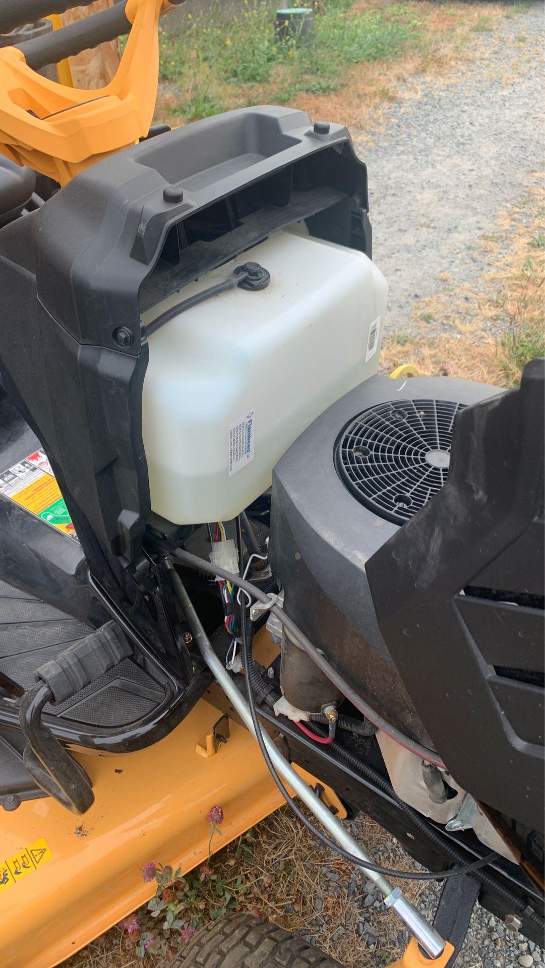 G 8400 pro series craftsman 3bag riding lawn mower for Sale in Graham