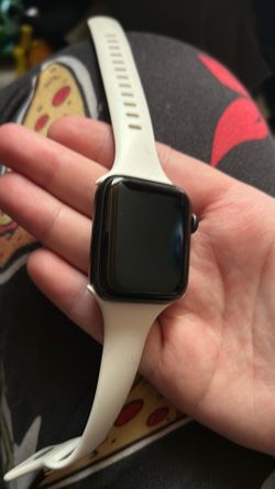 APPLE WATCH SE - BLACK