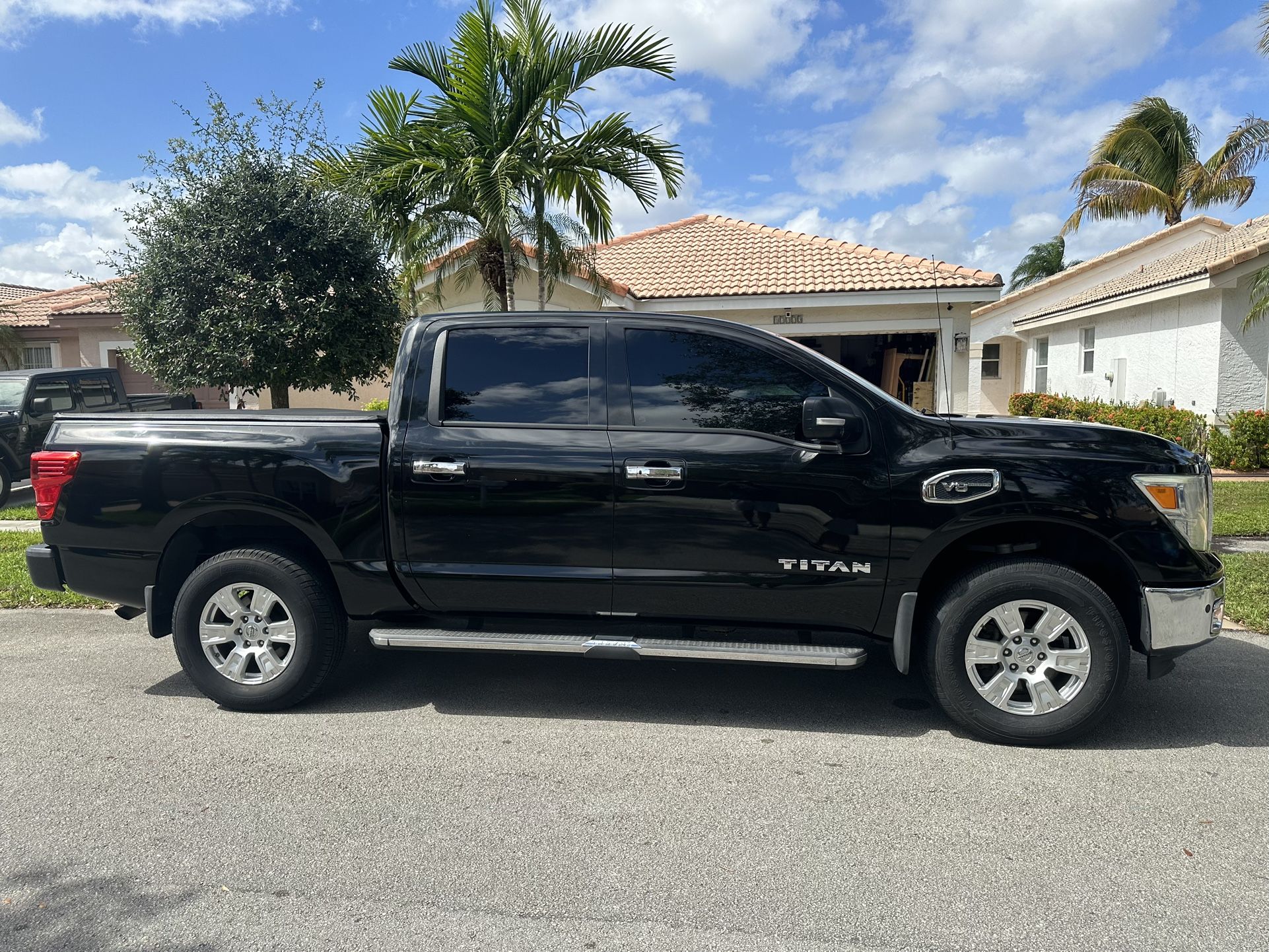 2017 Nissan Titan