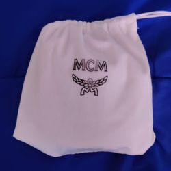 McM belt
