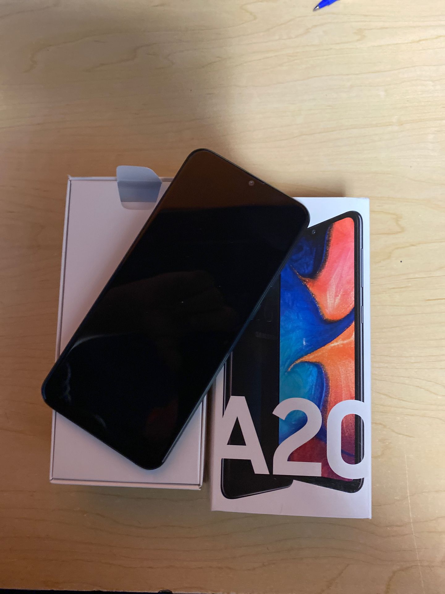 Samsung a20 unlocked