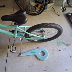 Girls Kids Bike 22 Inches