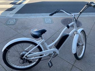 Phat E-Breez Cruiser