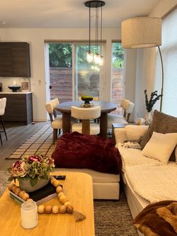 White Sectional Sofa with Chaise Lounge