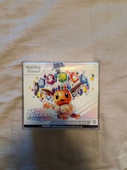 Pokemon Prismatic Evolutions ETB