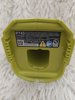 P743 Ryobi 18v one+ portable power source never used