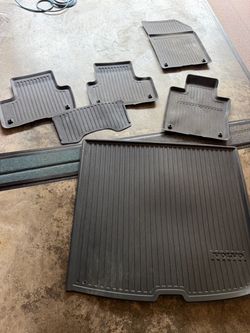 Volvo XC60 rubber floor mats