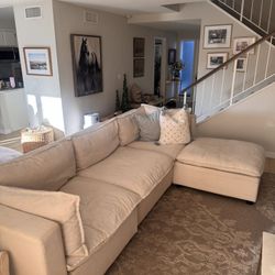 Excellent Condition Sectional! 