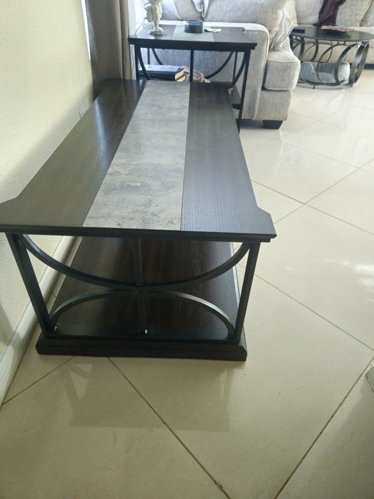 Coffee Table w/ 2 End Tables
