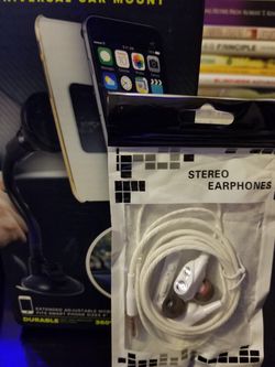Magnetic car mount and Stereo Earphones