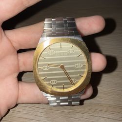 Gucci 25H Watch