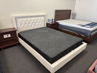 White Upholstered Bed Frame with Tufted Headboard