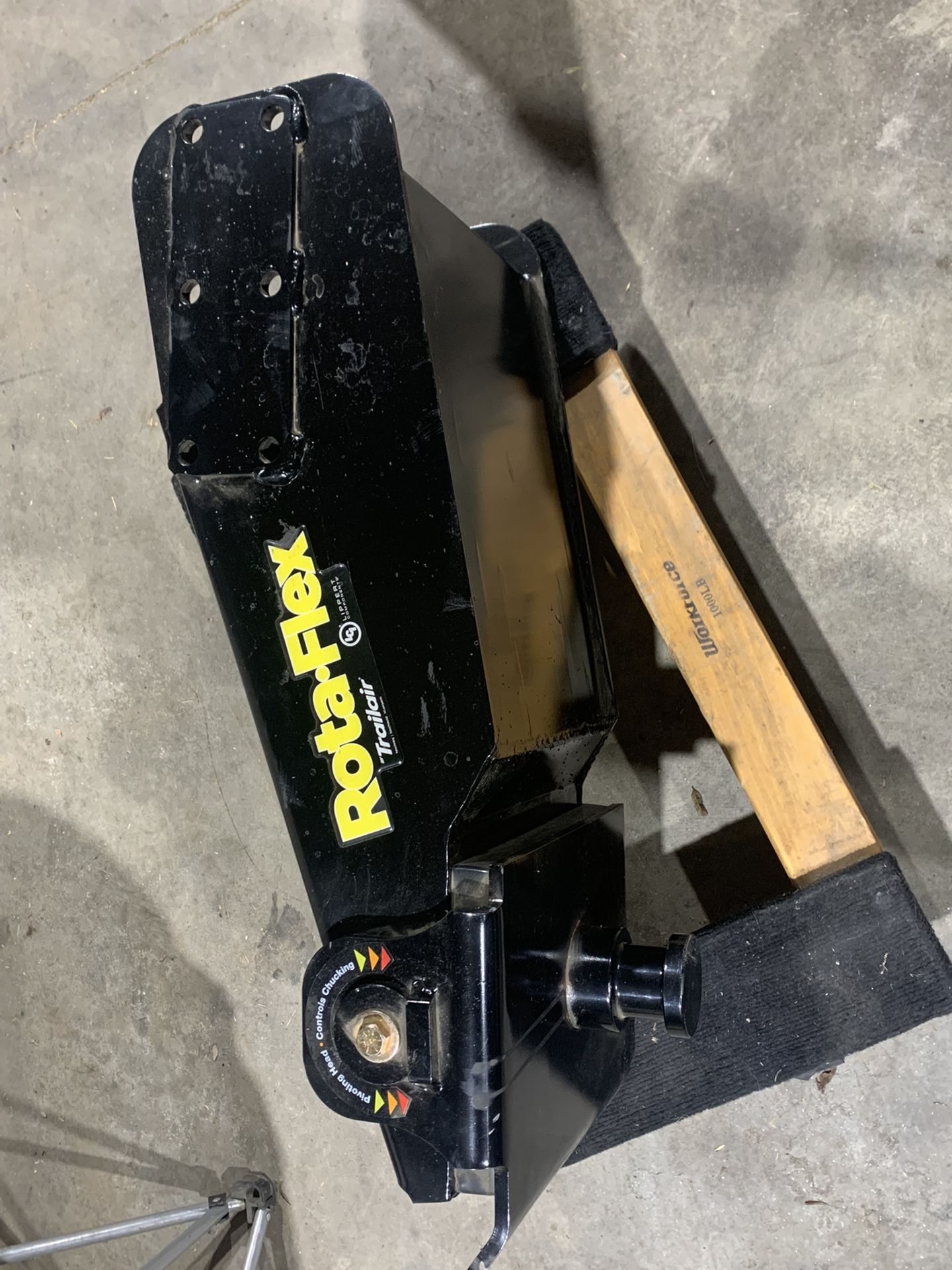 5th Wheel hitch -Lippert Rota Flex Part# 176440