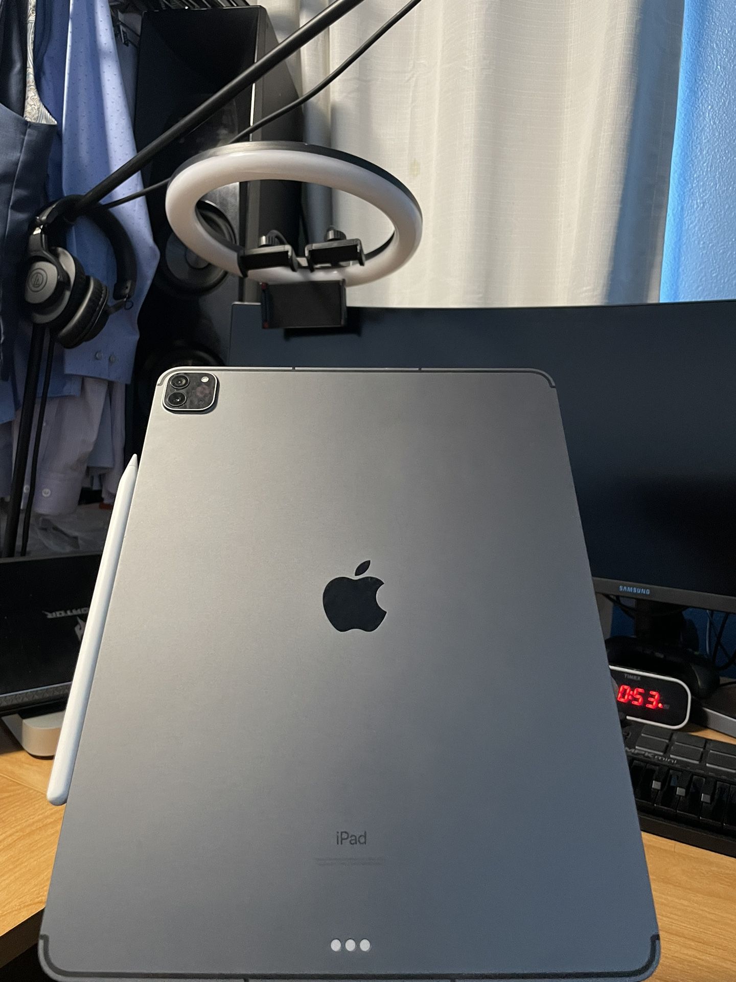 M1 iPad Pro 12.9 Cellular Magic Keyboard Smart Folio Pencil