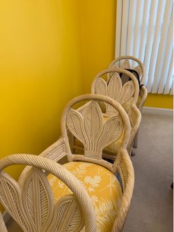 4 Kitchen Chairs