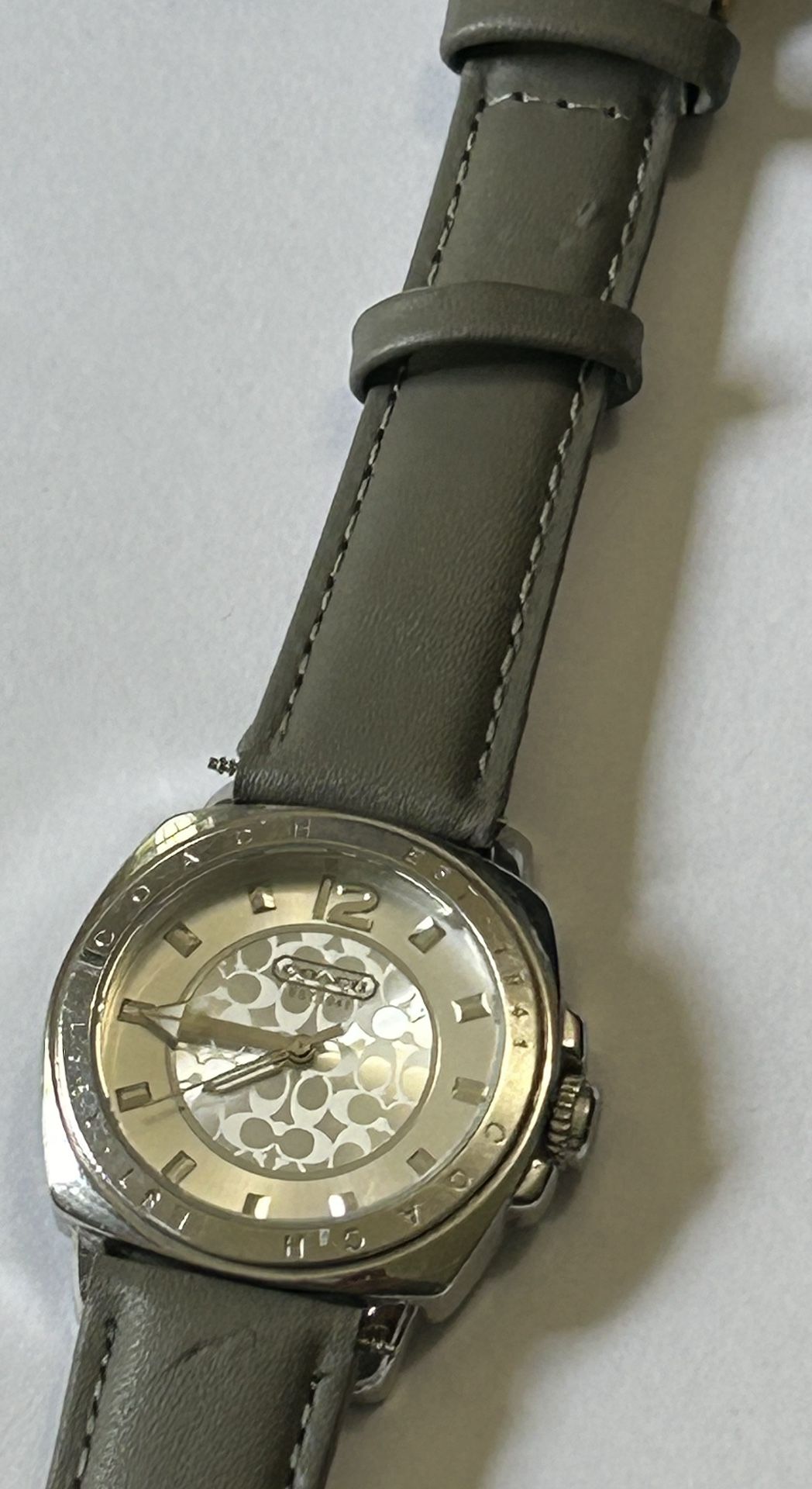 Women Or Girl Coach Watch