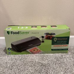 NEW FoodSaver vacuum sealer with SmartSeal System and Marinate Mode,