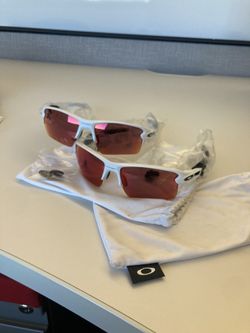 Oakley Flak 2.0 Sunglasses for Sale in Santa Clara, CA - OfferUp