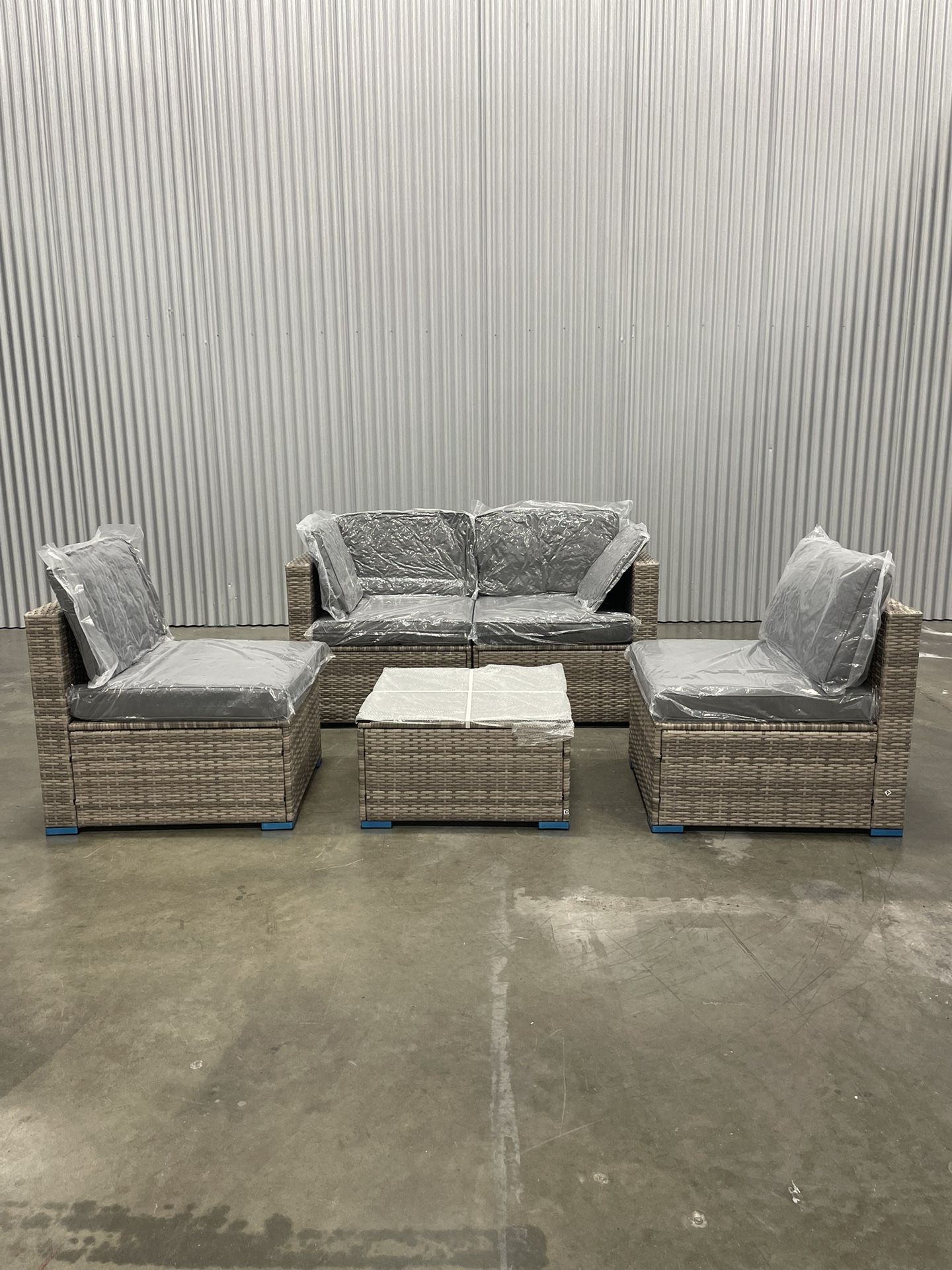 Outdoor Patio Furniture Set