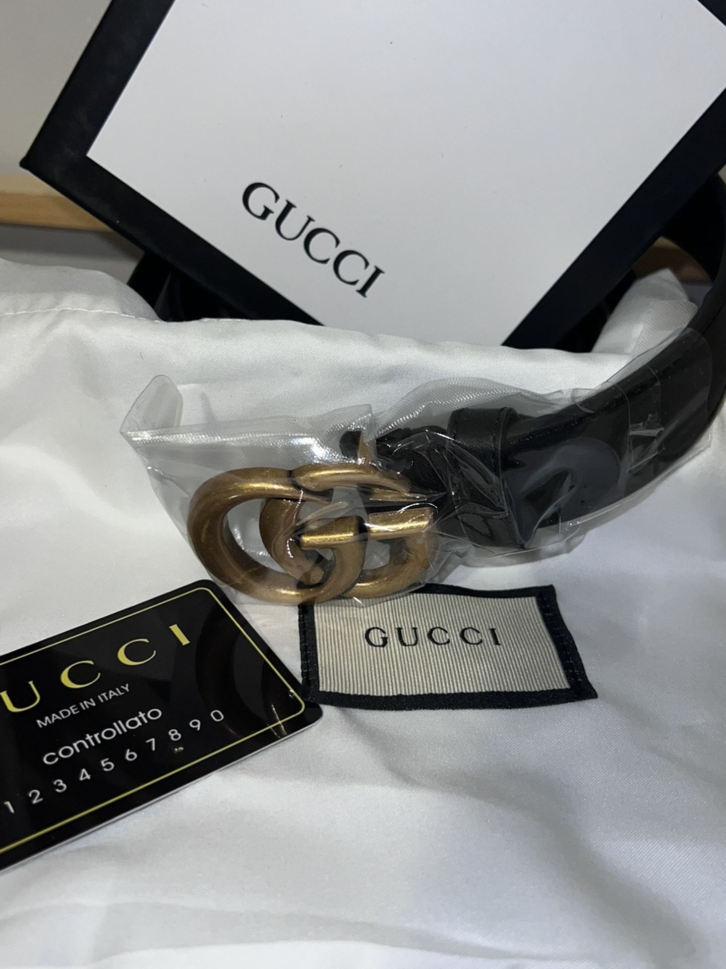 Gucci Double G Belt, Mens Size 32-34 With Box And Dust Bag And Card $120