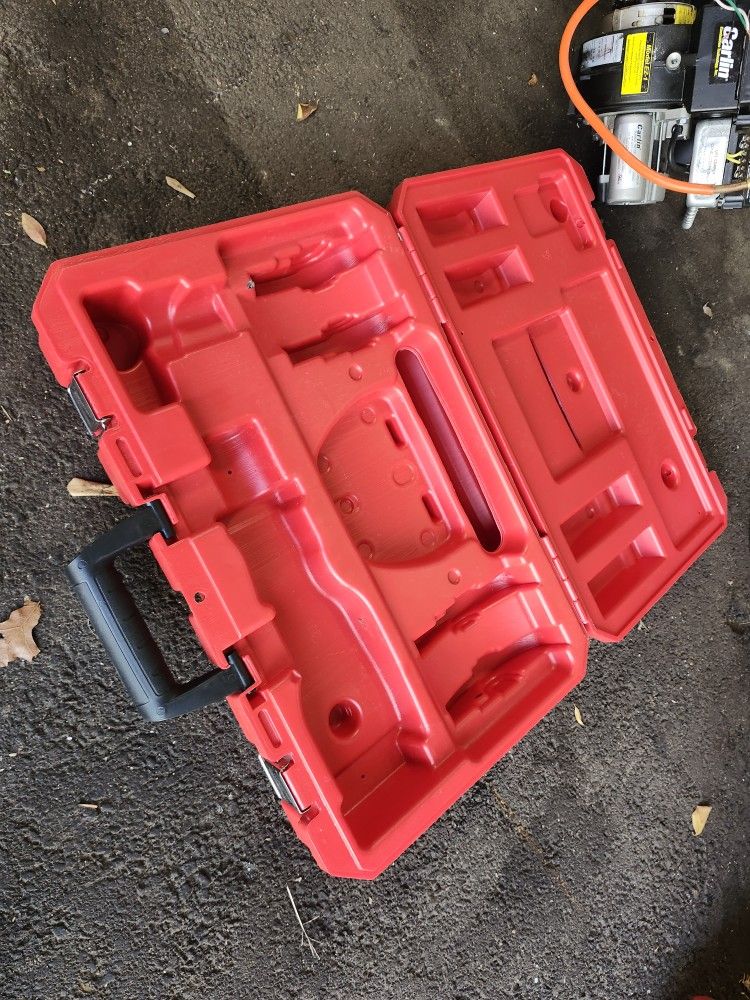 Milwaukee pro press case.