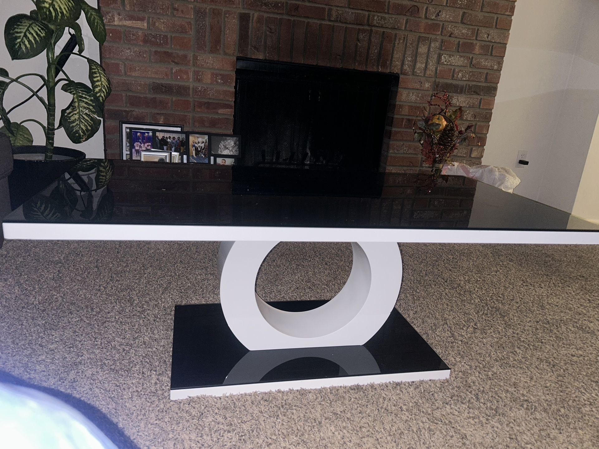 Dinning Table Set / Center Piece 