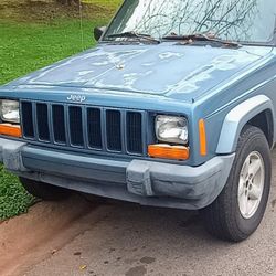 1999 Jeep Cherokee