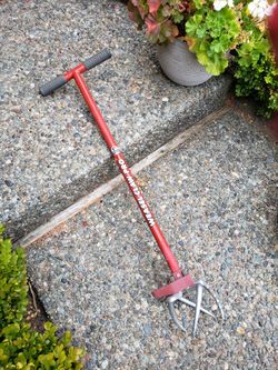 Garden Weasel Claw PRO Cultivator