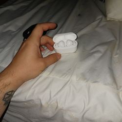 Tzumi Bluetooth Air Pods