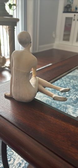 1920 bathing beauty Figurines