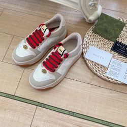 Thick-soled dirty shoes with ribbons