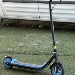Hovermax electric scooter for kids