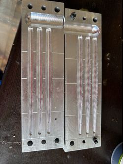 Finesse worm aluminum  mold