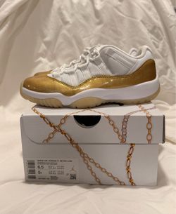 Jordan 11 Retro Low  “Mother’s Day”