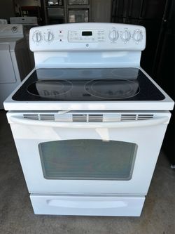 GE Electric stove 30” (1 month warranty)