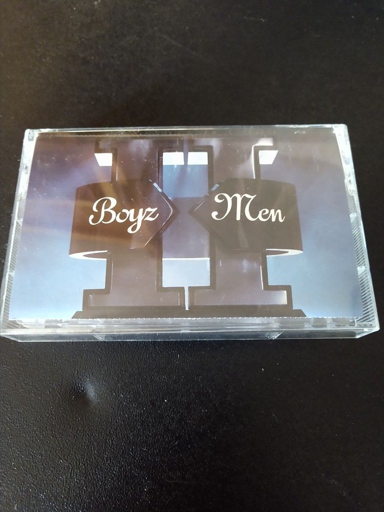 Boyz 2 Men 2 Cassette 1994 (Arlington)(Read Before Messaging)