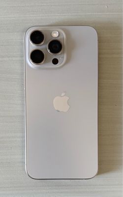 iPhone 15 Pro Max unlocked