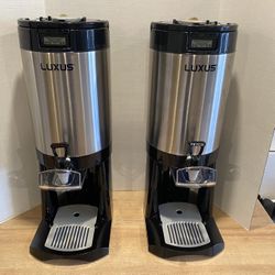 Pair Of Fetco Luxus Coffee Urns 2 Gallons (8L) Capacity
