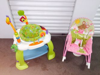 Baby sitting chair and baby rocker