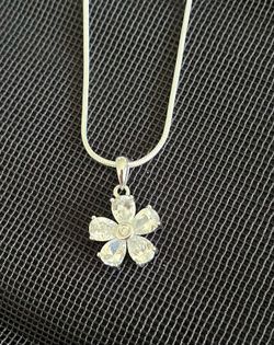 New 925 Flower Pendant Necklace 