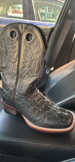 Square Toe Cavendars Boots