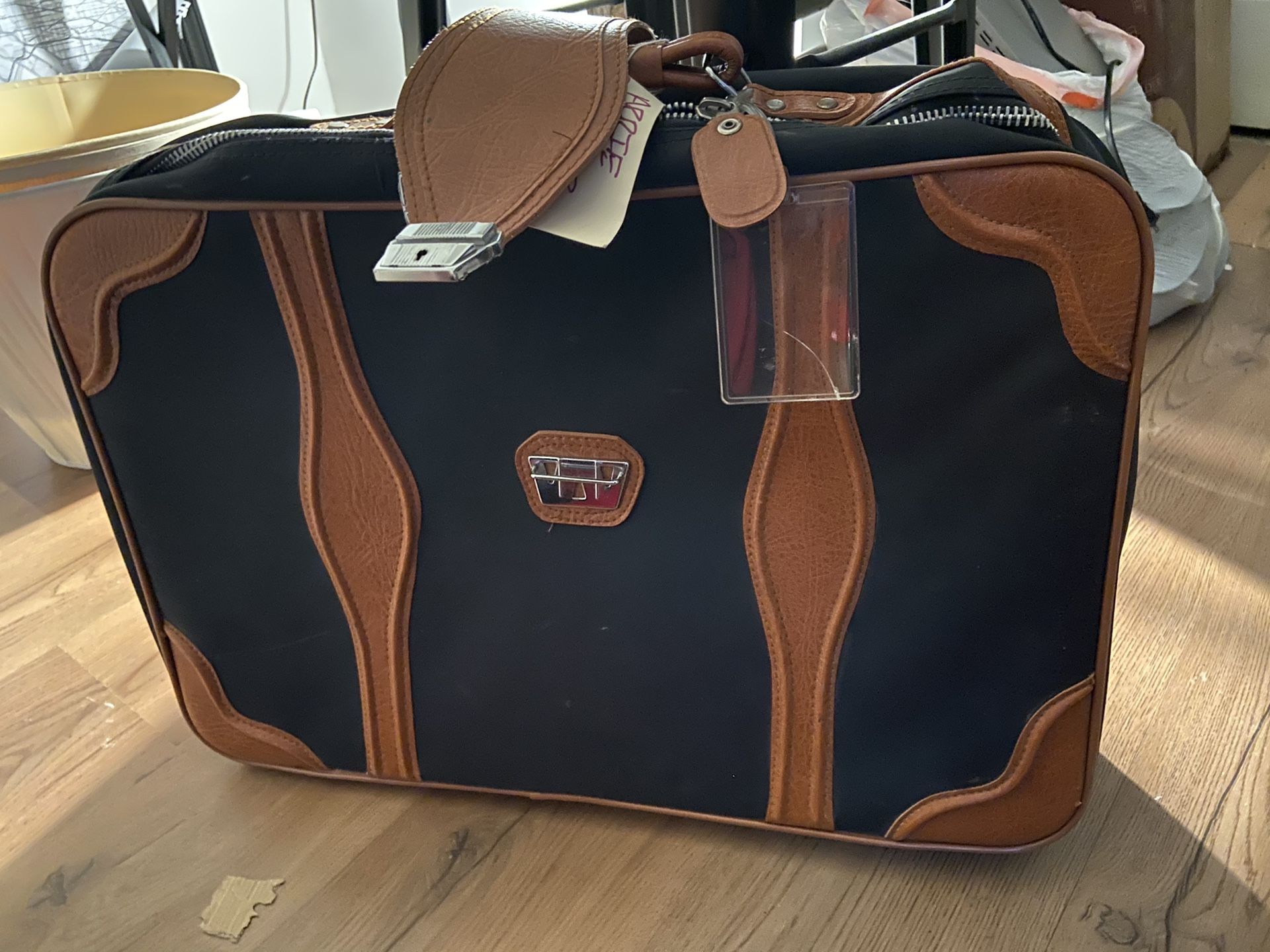 Travel bag / Suitcase